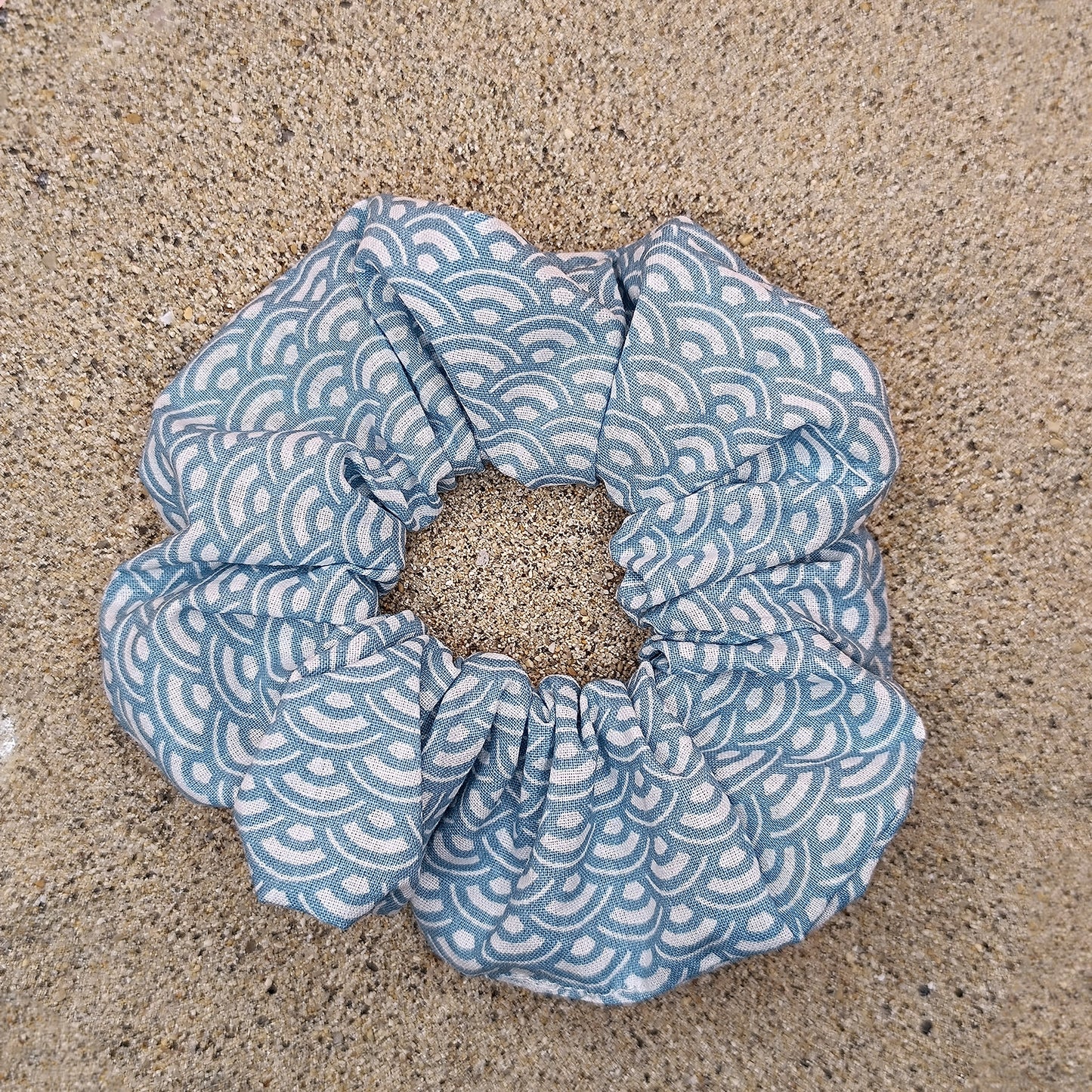 Ionian scrunchie