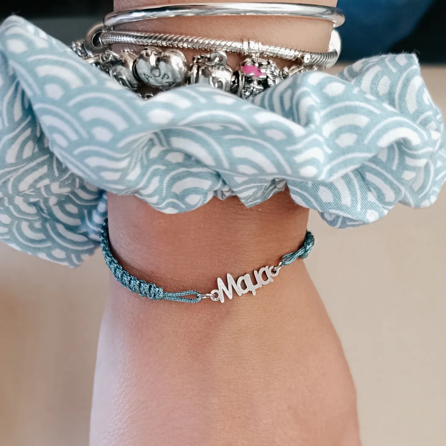 Ionian scrunchie