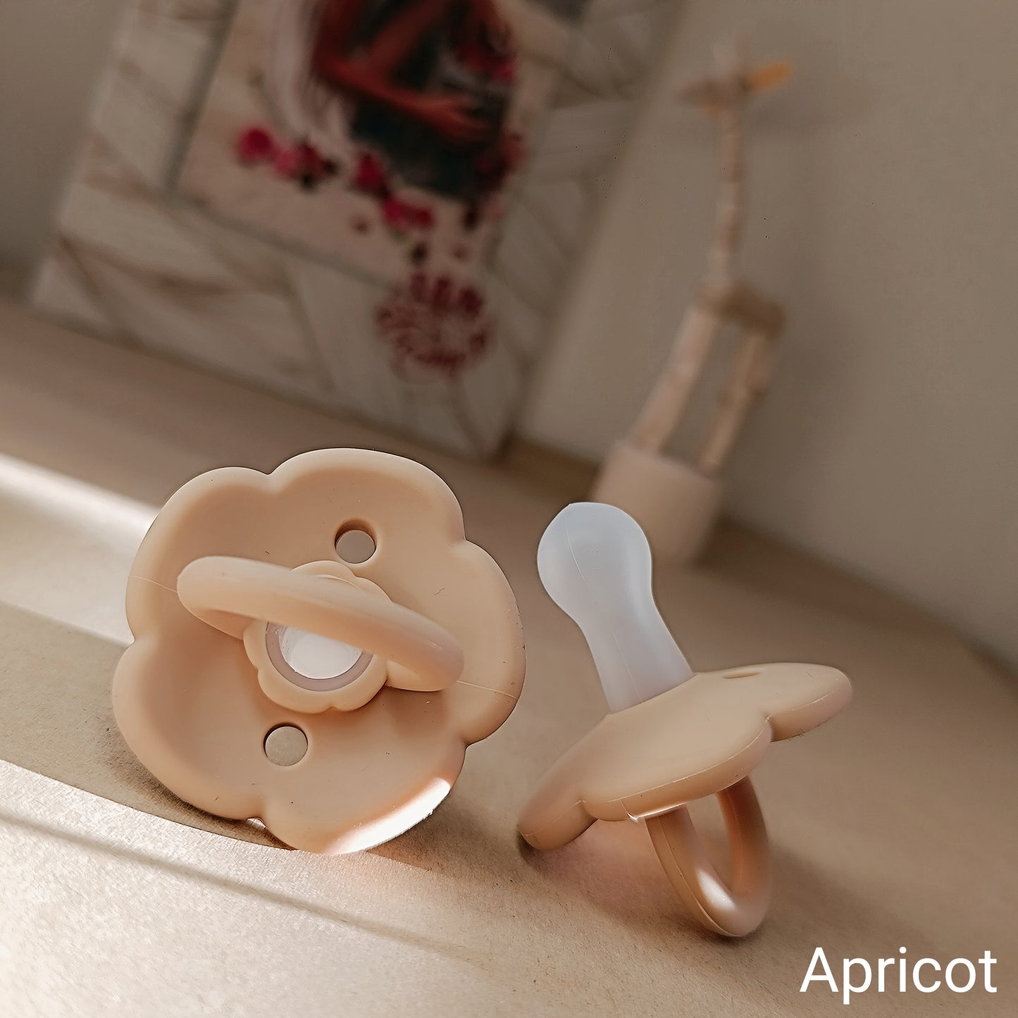 Pacifier flower apricot- Μαλακή πιπίλα σιλικόνης