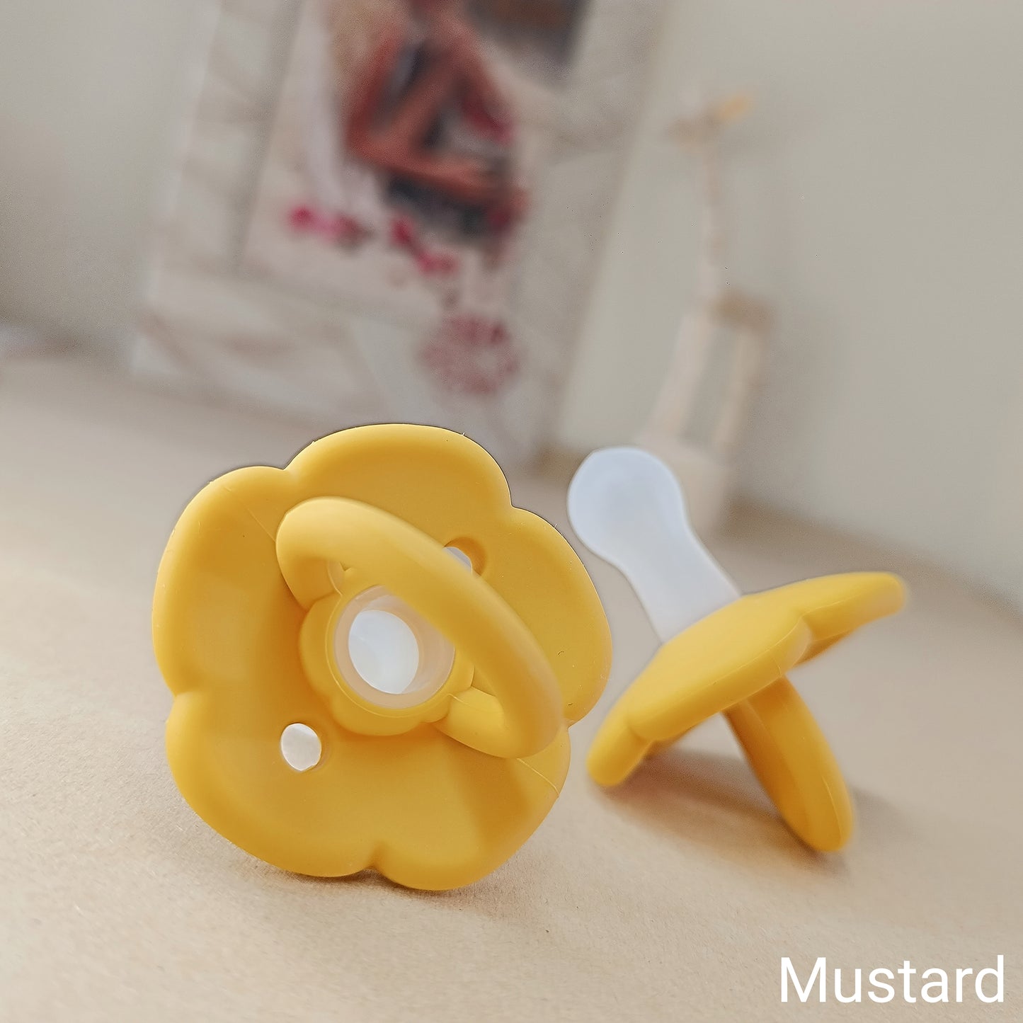 Pacifier flower mustard- Μαλακή πιπίλα σιλικόνης