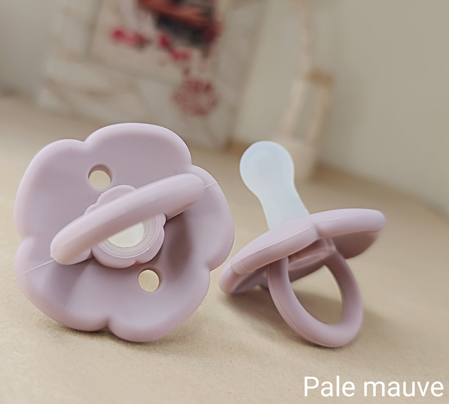 Pacifier flower pale mauve- Μαλακή πιπίλα σιλικόνης