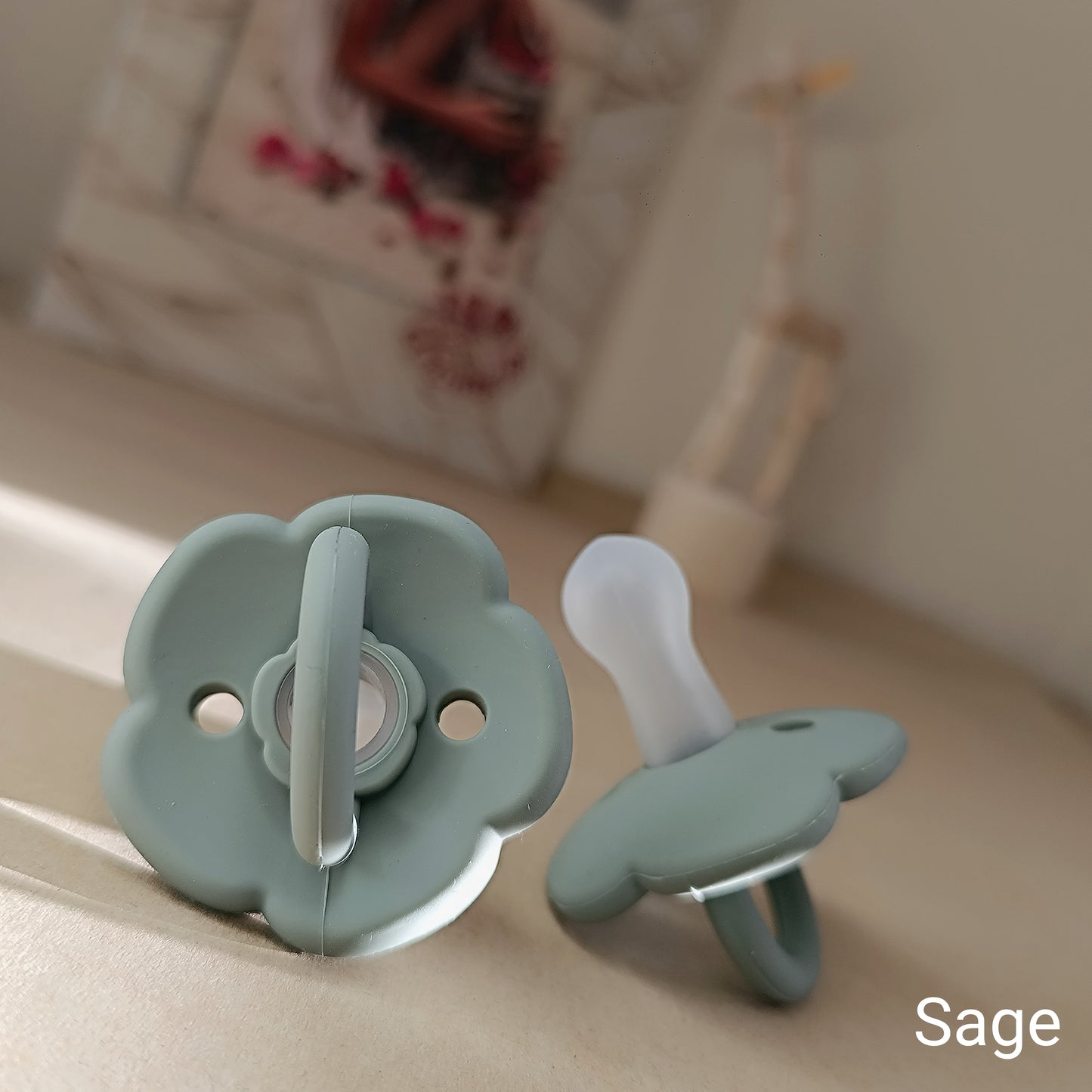 Pacifier flower sage- Μαλακή πιπίλα σιλικόνης