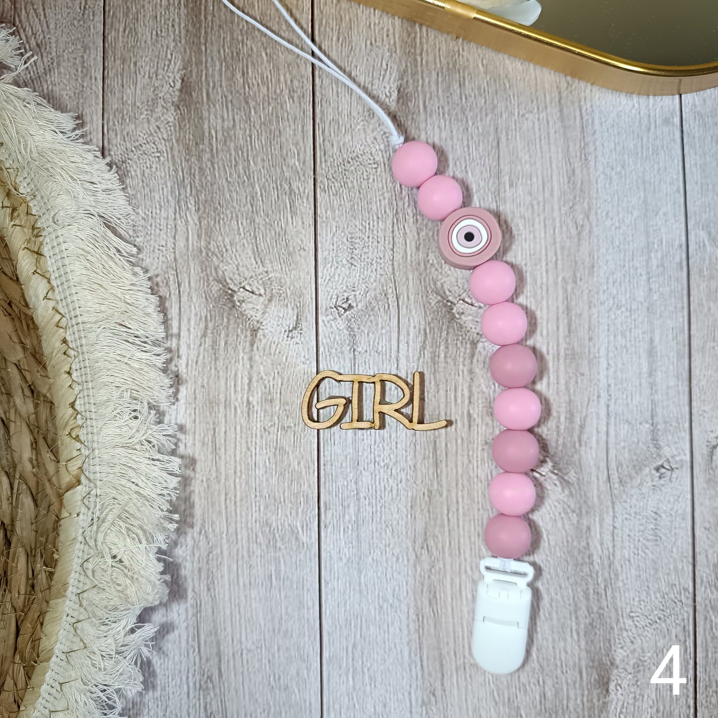 Girl's clip