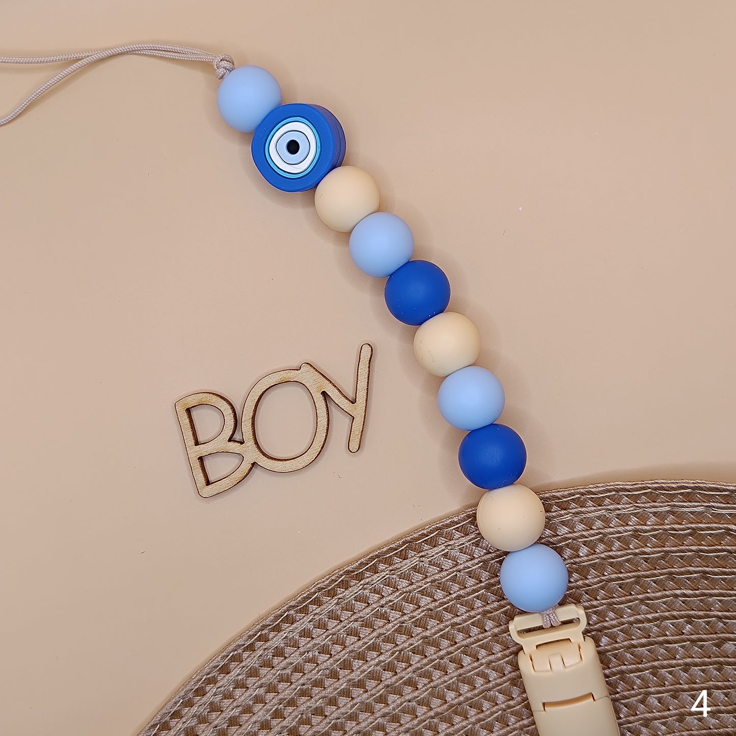 Boy's clip